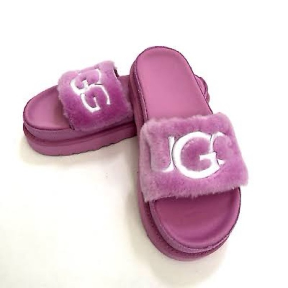 Women’s UGG Laton Purple Fuzzy Slide Slipper Size 8